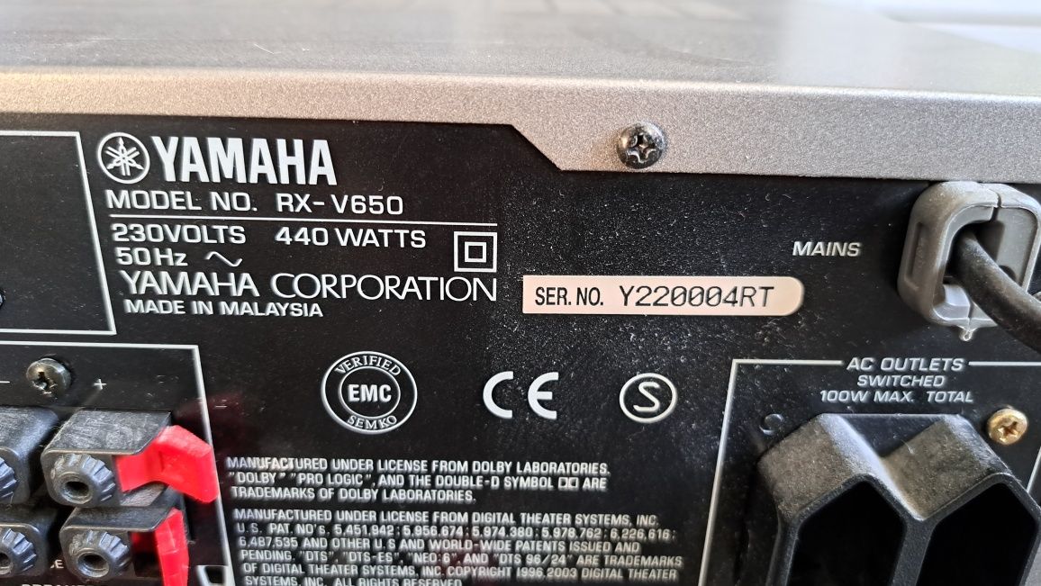 Amplituner Yamaha RX-V650