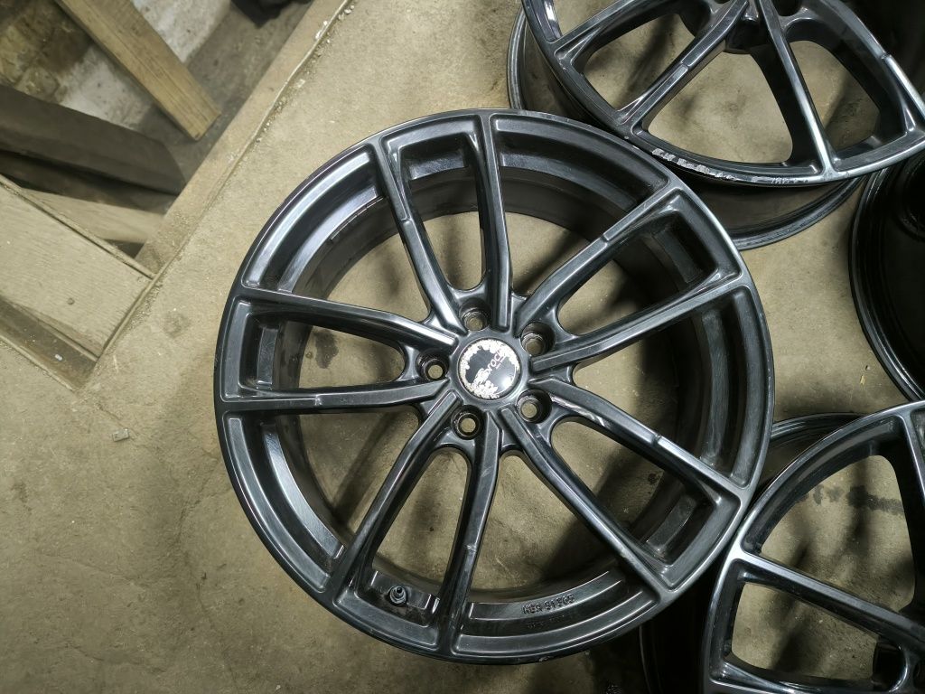 Alufelgi BROCK 19 cali 5x112 8jx19H2 ET 35 66,6mm audi VW skoda seat