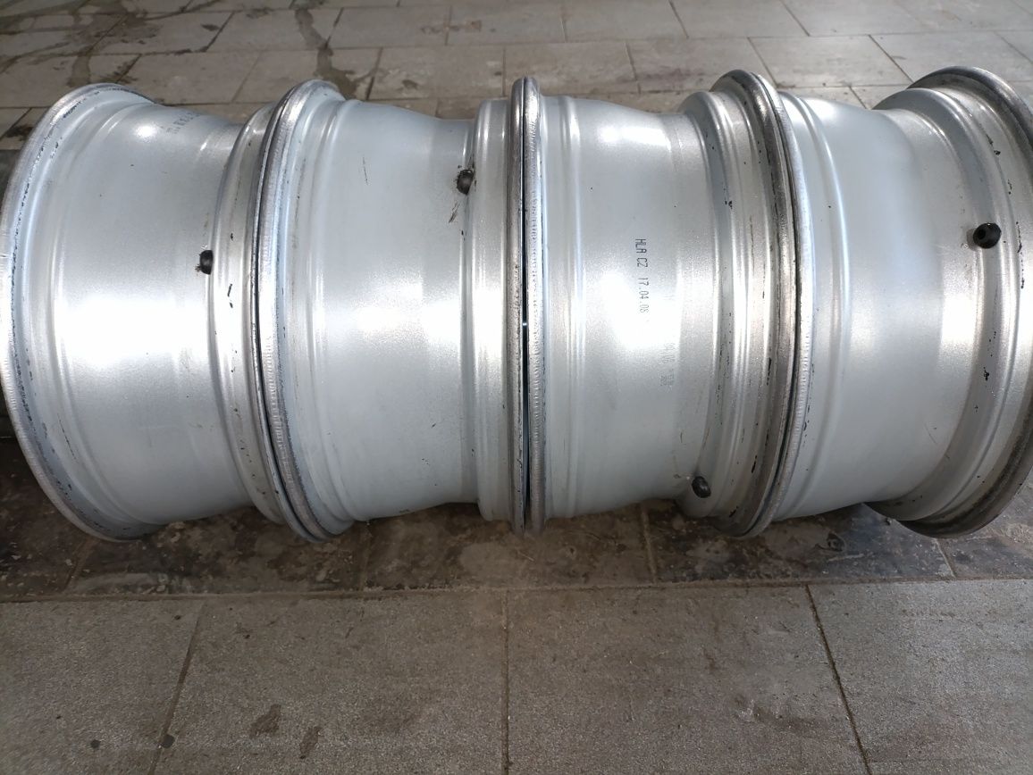 Продаж оригінальних дисків 16" 6½J  5×100  dia 57.1 ET 43