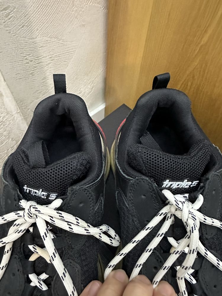Balenciaga triple s