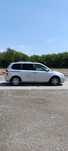 Kia Carnival van / mini-kamper