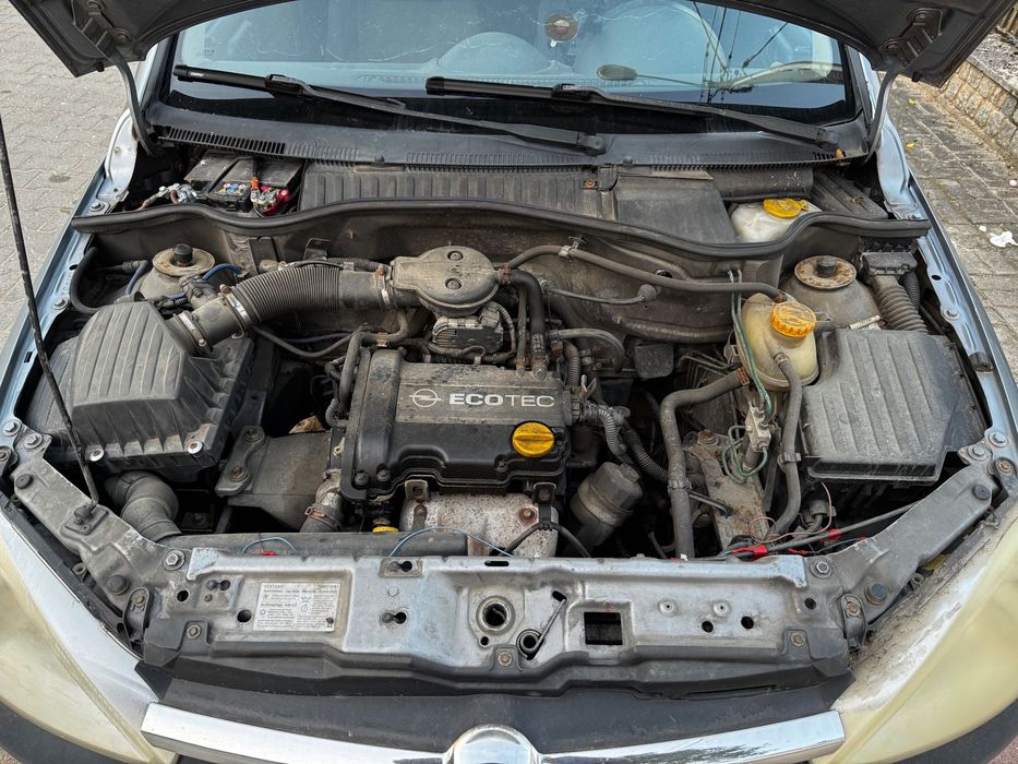 Sprzedam Opel Corsa 2003 na części