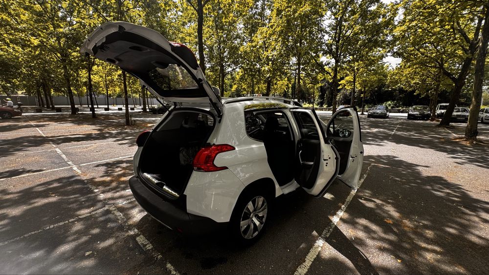 Peugeot 2008 1.2 PureTech - Allure
