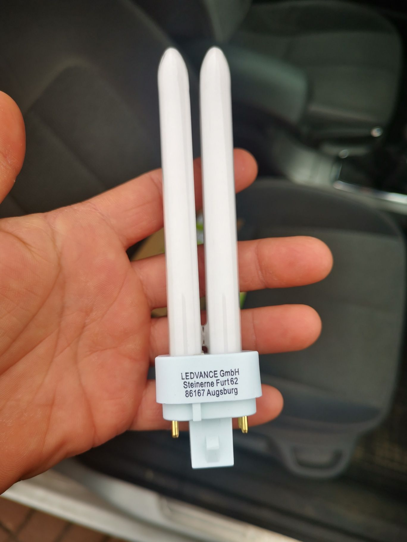 Świetlówka Osram Dulux D/E 18W/840. 1200lm 360° dostępne 10sztuk
