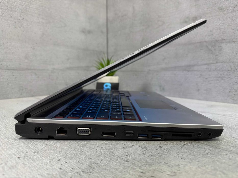 Мультимедійний ноутбук Fujitsu H760/512gb ssd/Nvidia/I5-6440HQ/32 ddr4