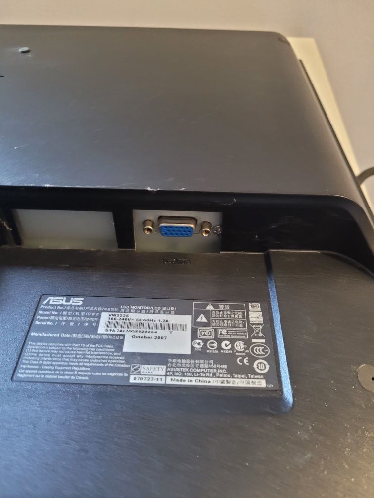 Monitor LCD ASUS 22"