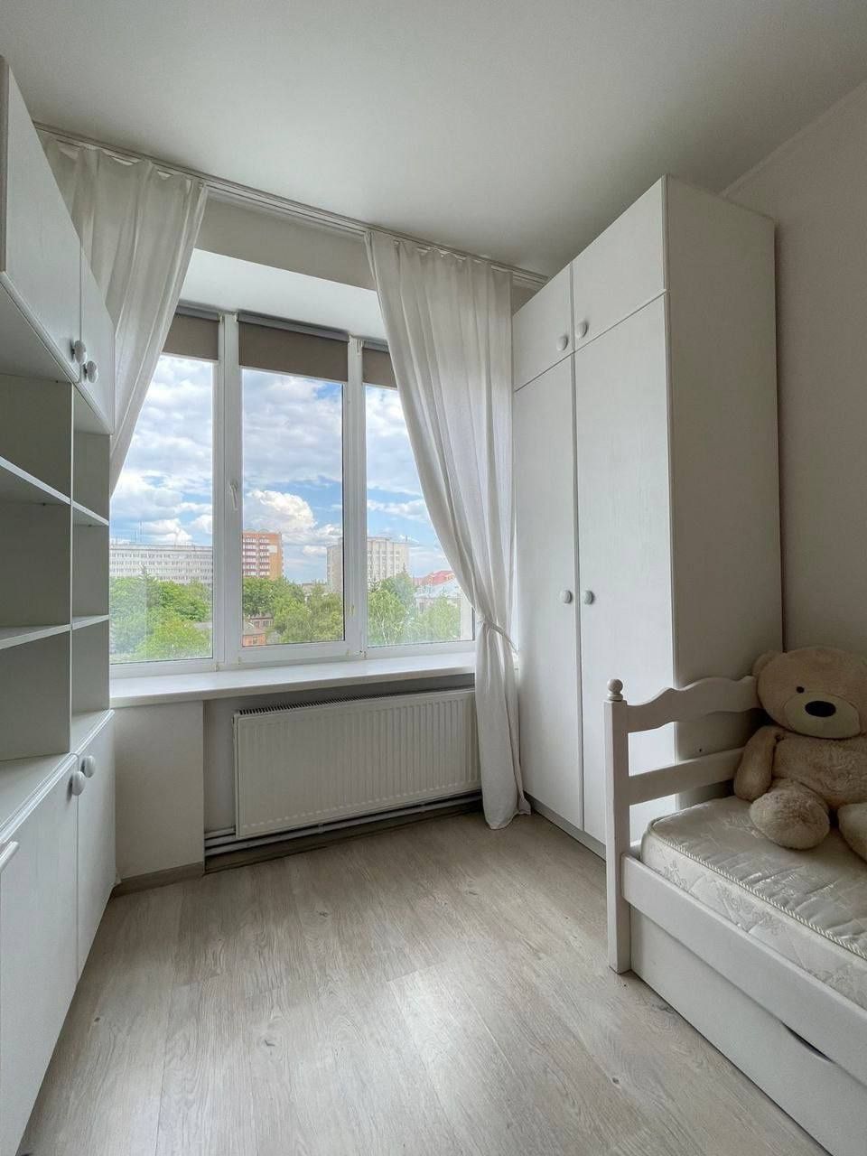 Продам 2 ком с АО,Центр, Закрытая территория,Мебель, Техника