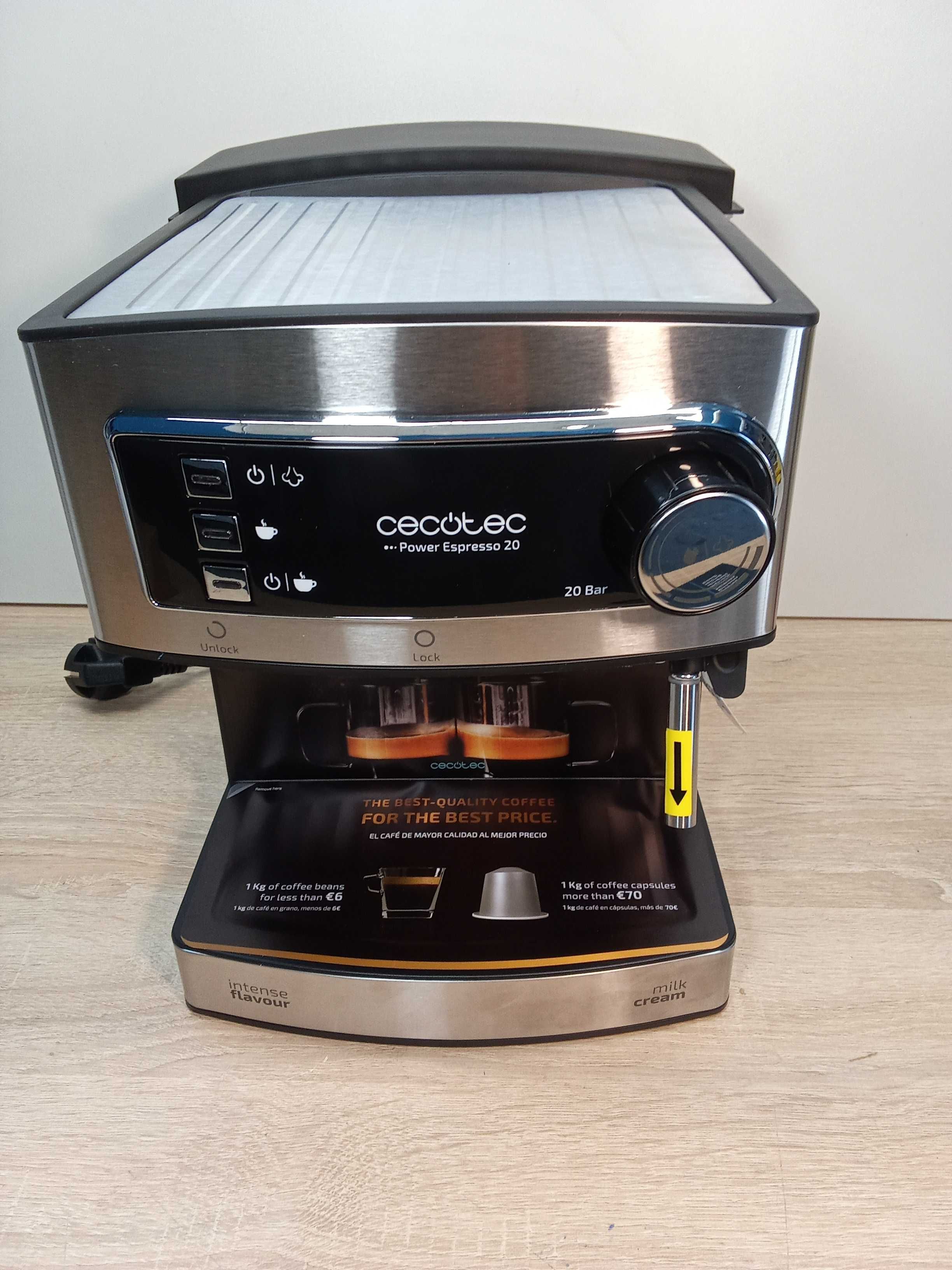 Кофеварка рожковая Cecotec Cumbia Power Espresso 20