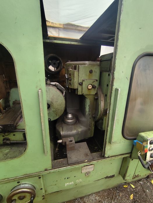 Зубошліфувальний верстат 5В833