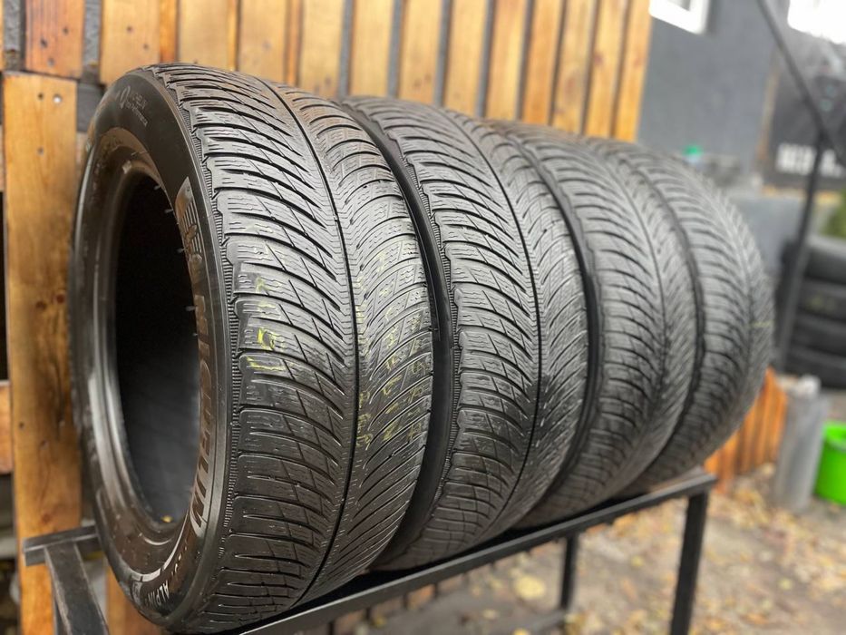 Шини б/у 235/55 r17 Michelin 22 рік