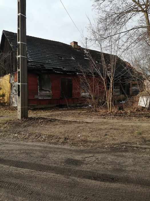 Działka o powierzchni 461 m2 z domem o powierzchni 165 m2 w centrum