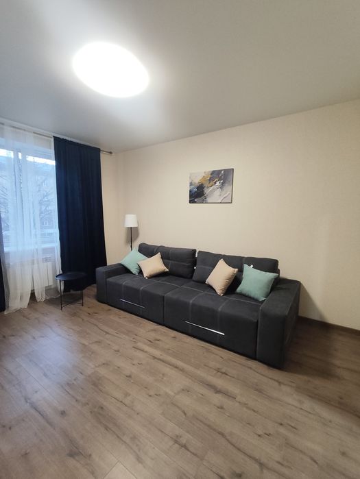 Світло не вимикають! Сдам 3х кім. квартиру у центрі міста ,Сталеварів