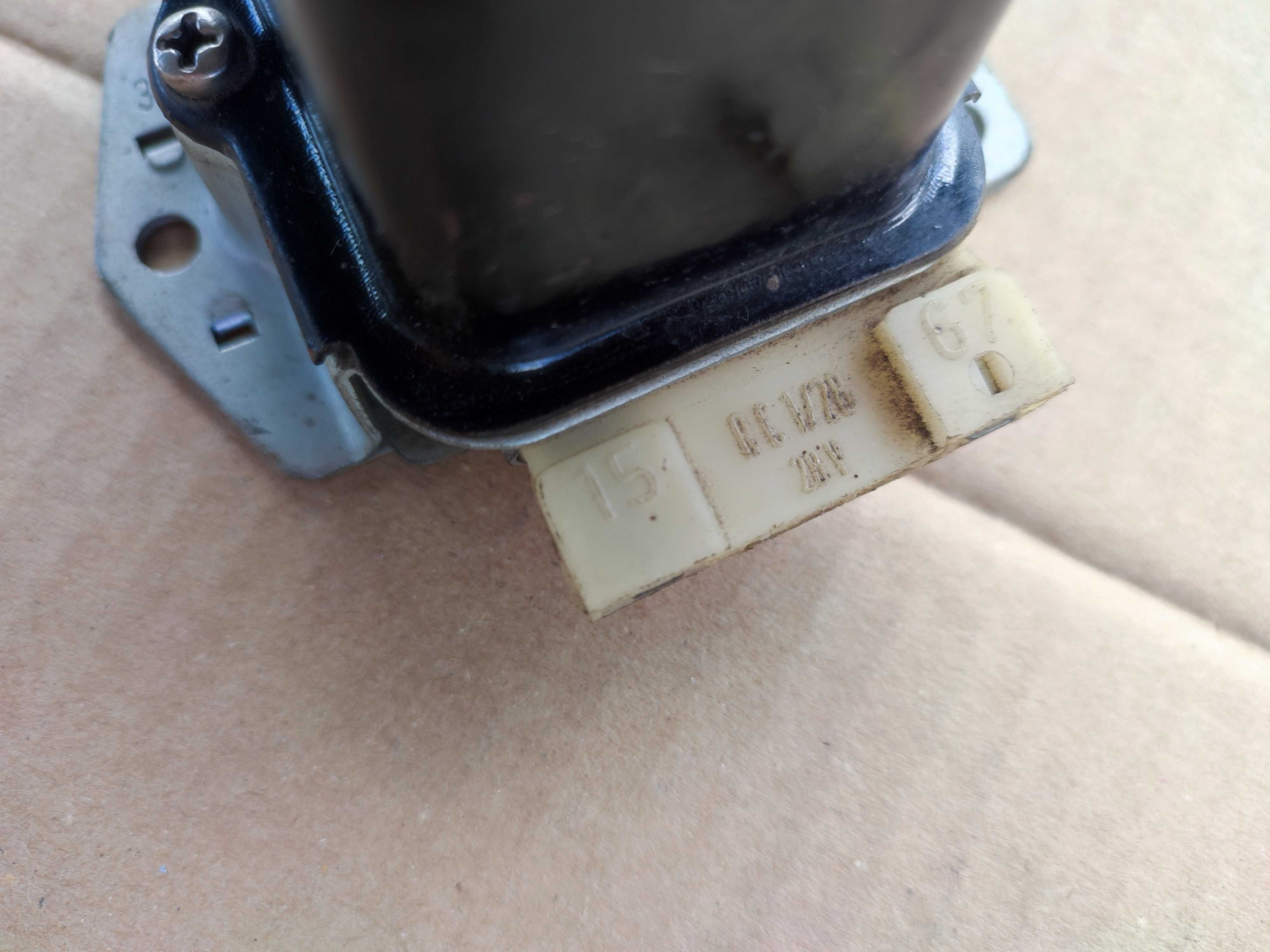 Regulator Napięcia Żuk Warszawa Nysa Tarpan Fiat 125p Polonez