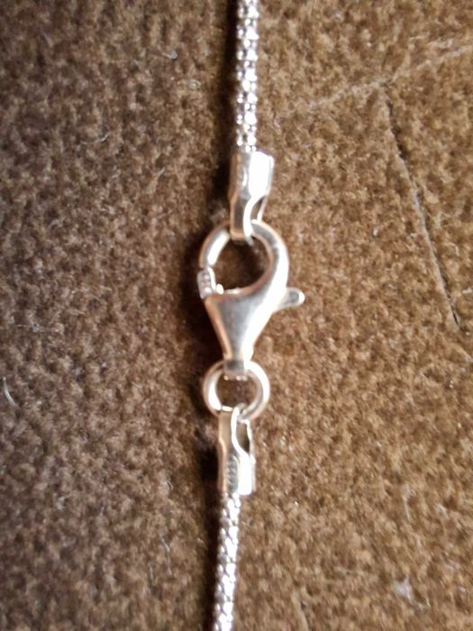 OKAZJA!!! Srebrny naszyjnik z czerwoną cyrkonią zawieszką Apart