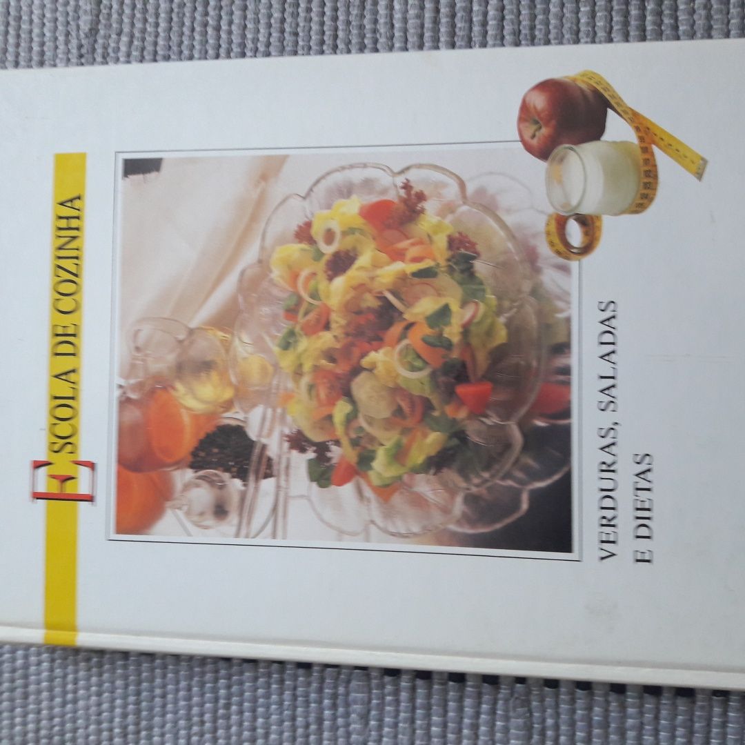 Livros de culinária receitas.