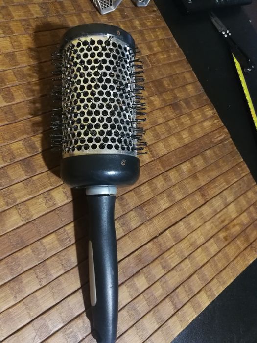 Браш расчёска Эйвон