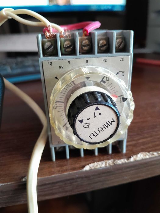 Продам реле времени ВС-33-1ухл4