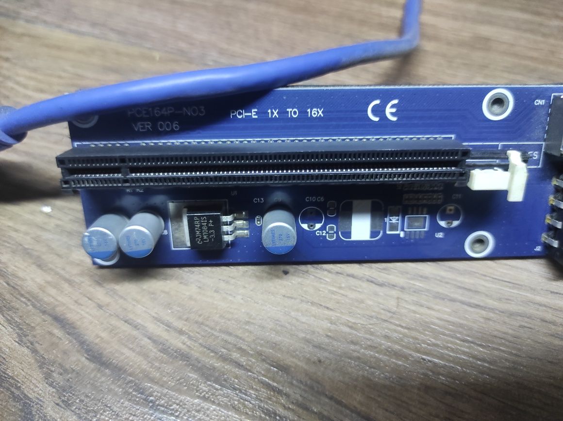 райзера ver006 с разъёмом доп. питания Molex 6 pin sata