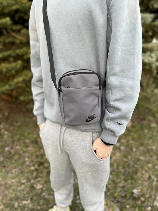 Барсетка Nike, стильна сумка через плече Найк, месенджер, колір сірий