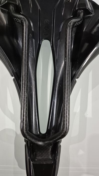 Siodełko prolog scratch space M5 wide 147mm nowe