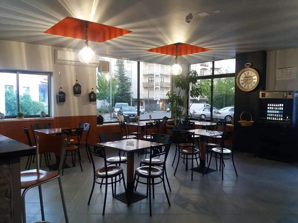 trespasse de café- totalmente equipado- 30.000 €