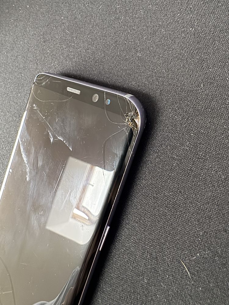 Samsung galaxy s8+ uszkodzony