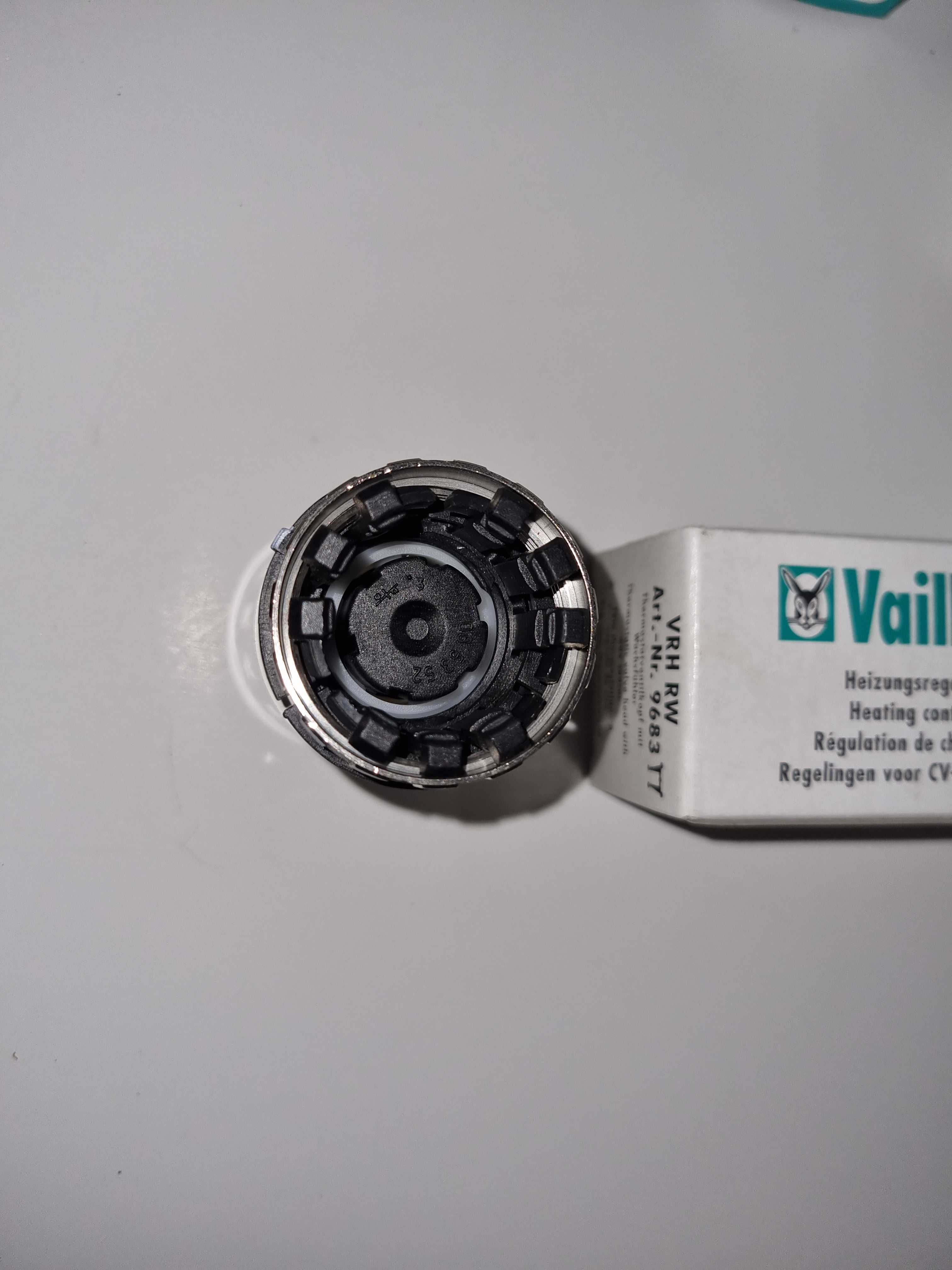 Głowica termostatyczna Vaillant montaż na klik bez gwintu 40mm