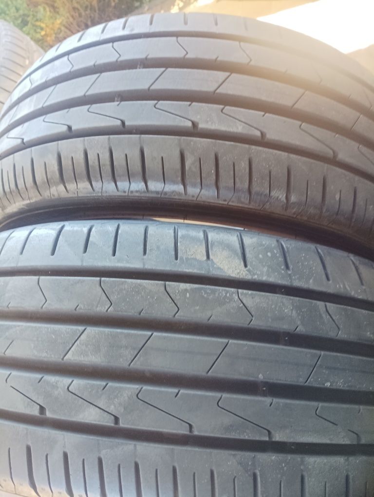 Opony letnie 215/45/18