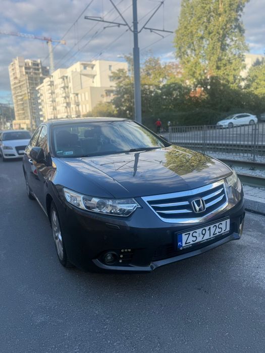 Honda Accord VIII executive 2.0 benzyna OC i przegląd 22.11.2026