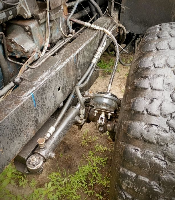 Продам фронтальный погрузчик ТО-6 (Д 561 б) после кап.ремонта.