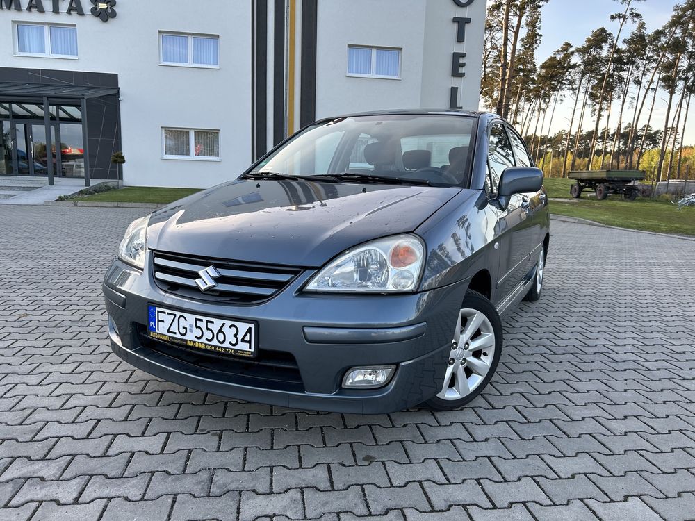 Suzuki liana 1.6 bdb stan niski przebieg