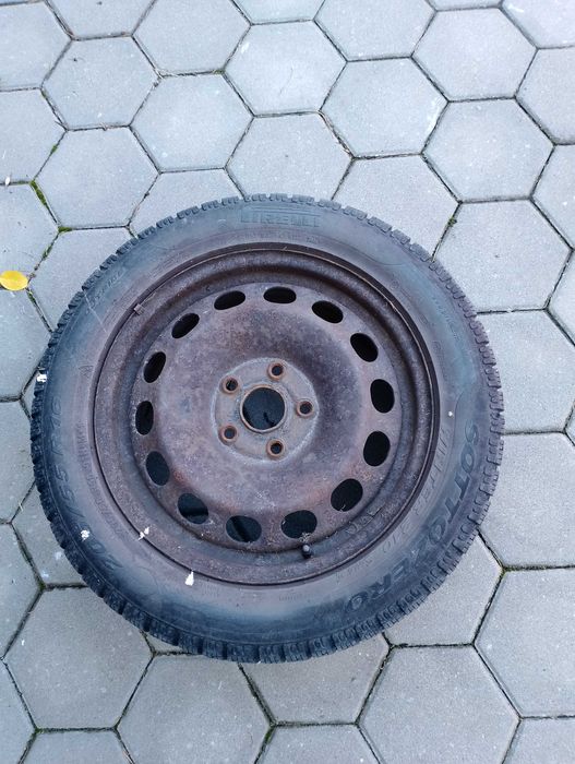 Koła stalowe , opony zimowe Pirelli 205x55x16