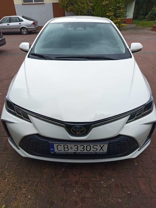 Wynajem samochodów osobowych krótko i długoterminowy TOYOTA COROLLA