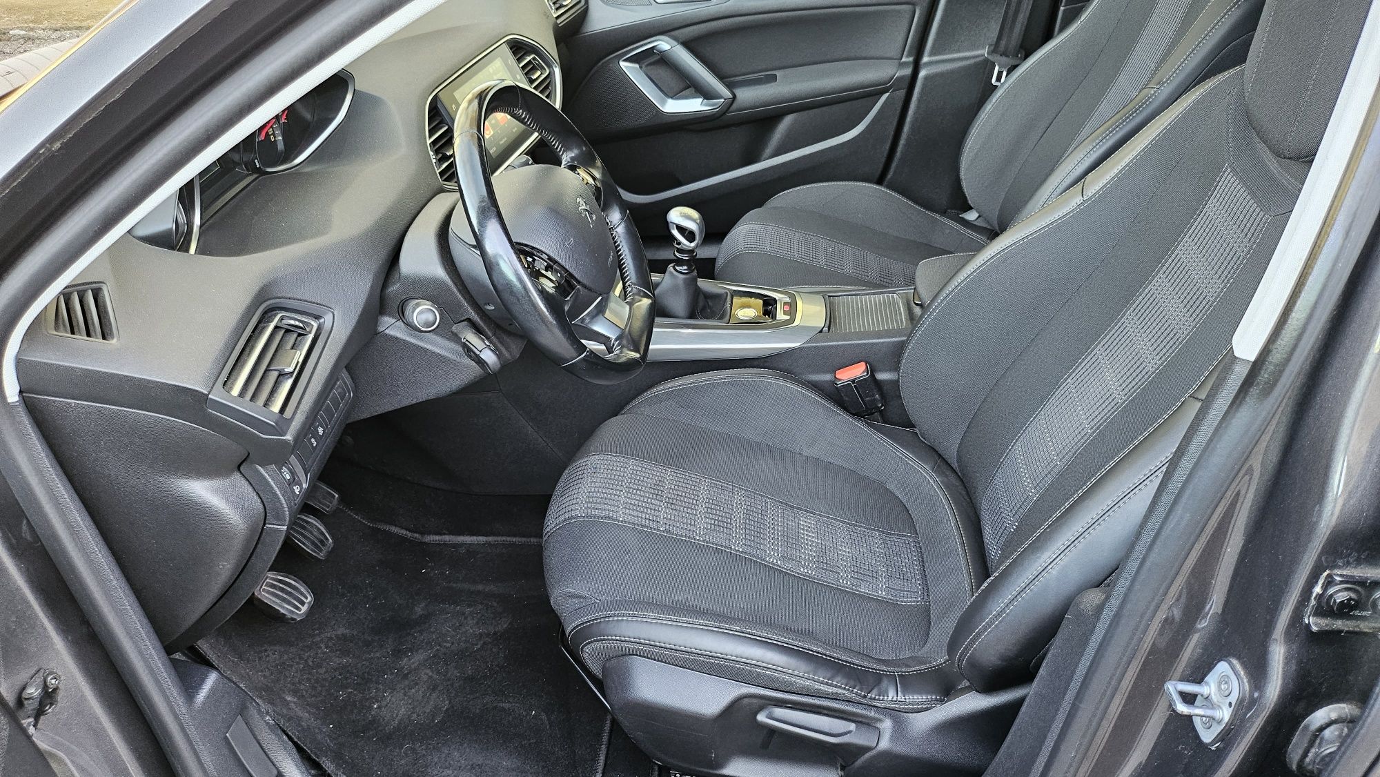 Peugeot 308 Sw 1.6 Hdi