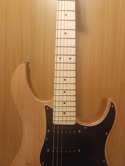 Yamaha Pacifica 112VMX YNS RL