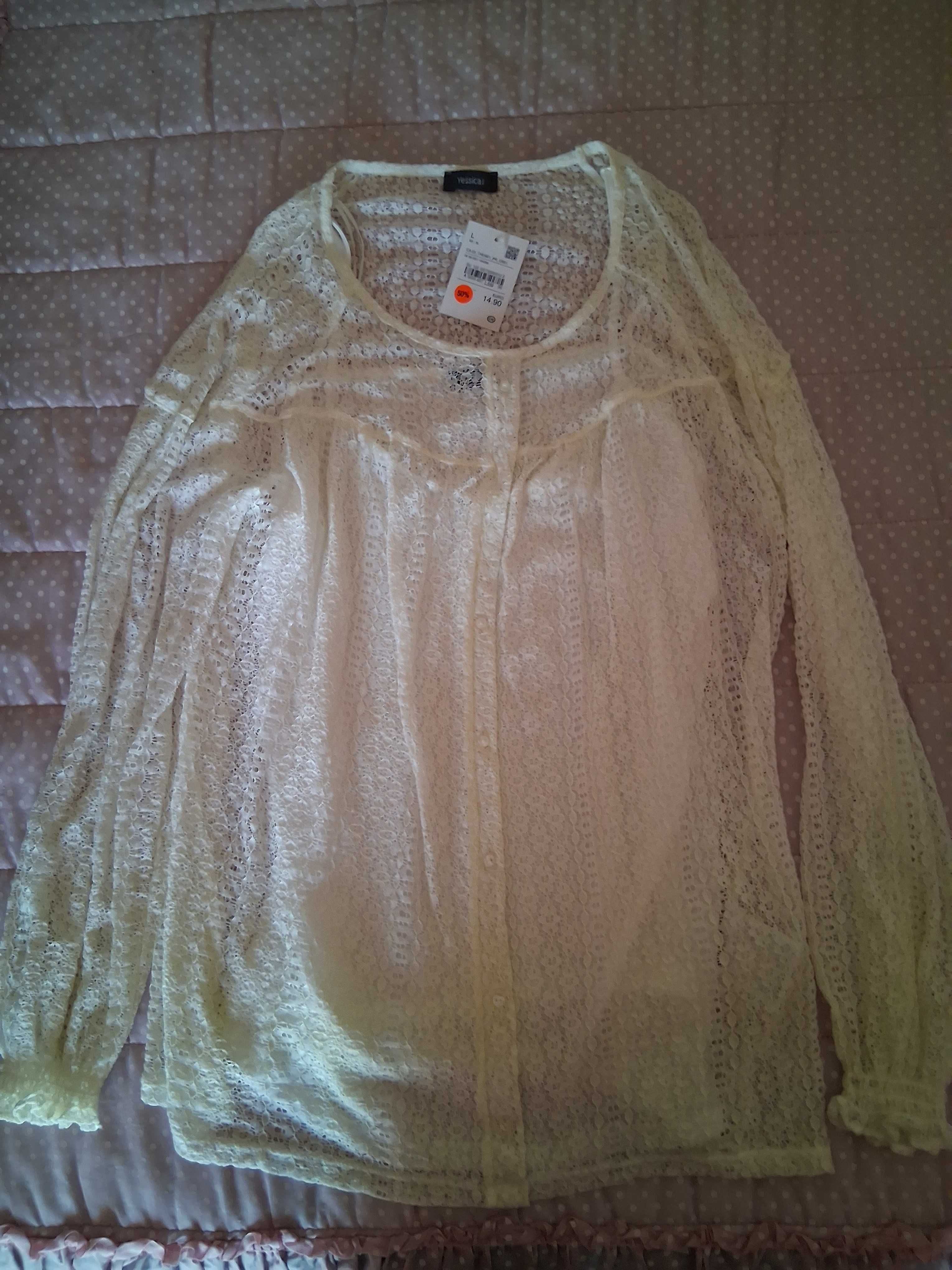 Blusa de Renda Branca Nova