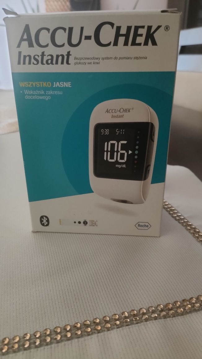 Glukometr Accu -Chek Instant