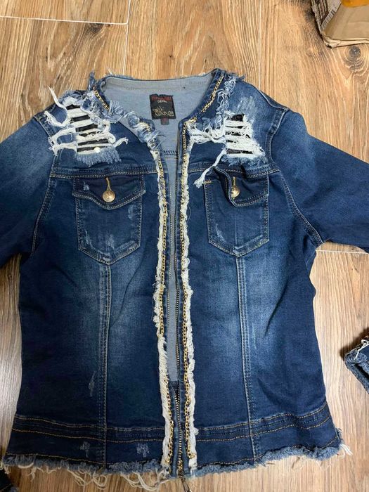 Джинсовий піджак  розмір М  DENIM