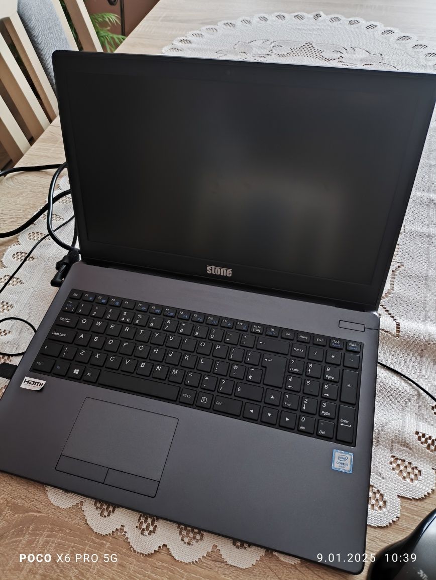 Laptop Stone Intel core i5 6200U 4 rdzenie 8gb RAM dysk SSD Ekran 15,6