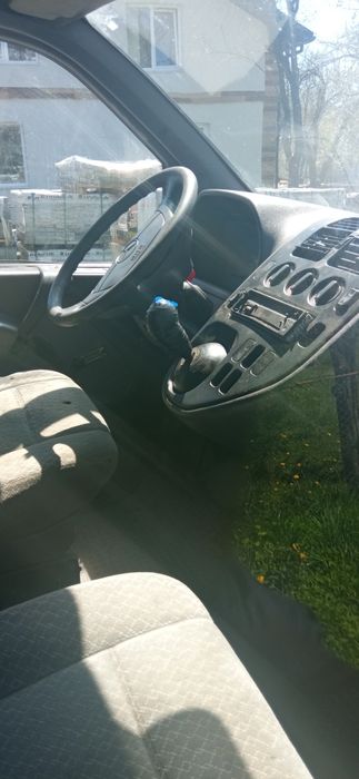 Mercedes Vito на ходу