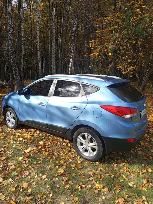 Hyundai ix 35 сів і поїхав