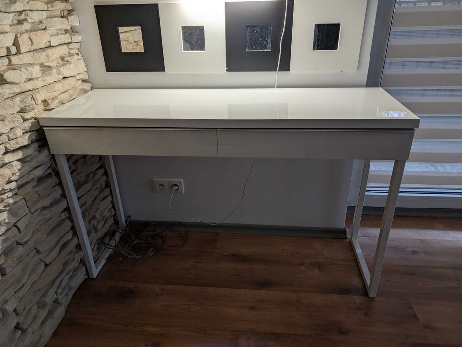 Biurko BESTÅ BURS, połysk biały, 120x40 cm