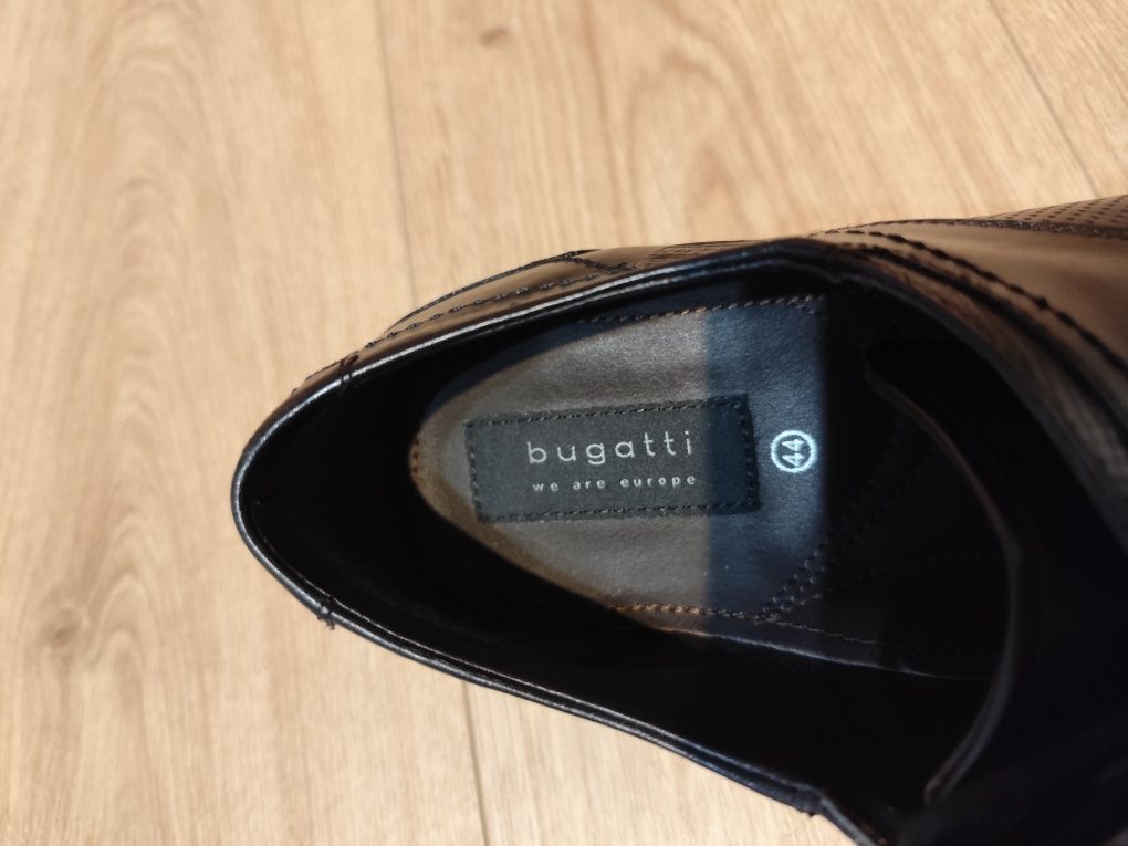 Buty skórzane bugatti r.44