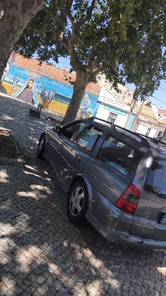Vendo carro barato