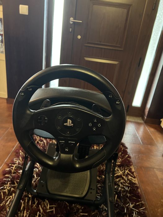 Volante e pedais com cadeira