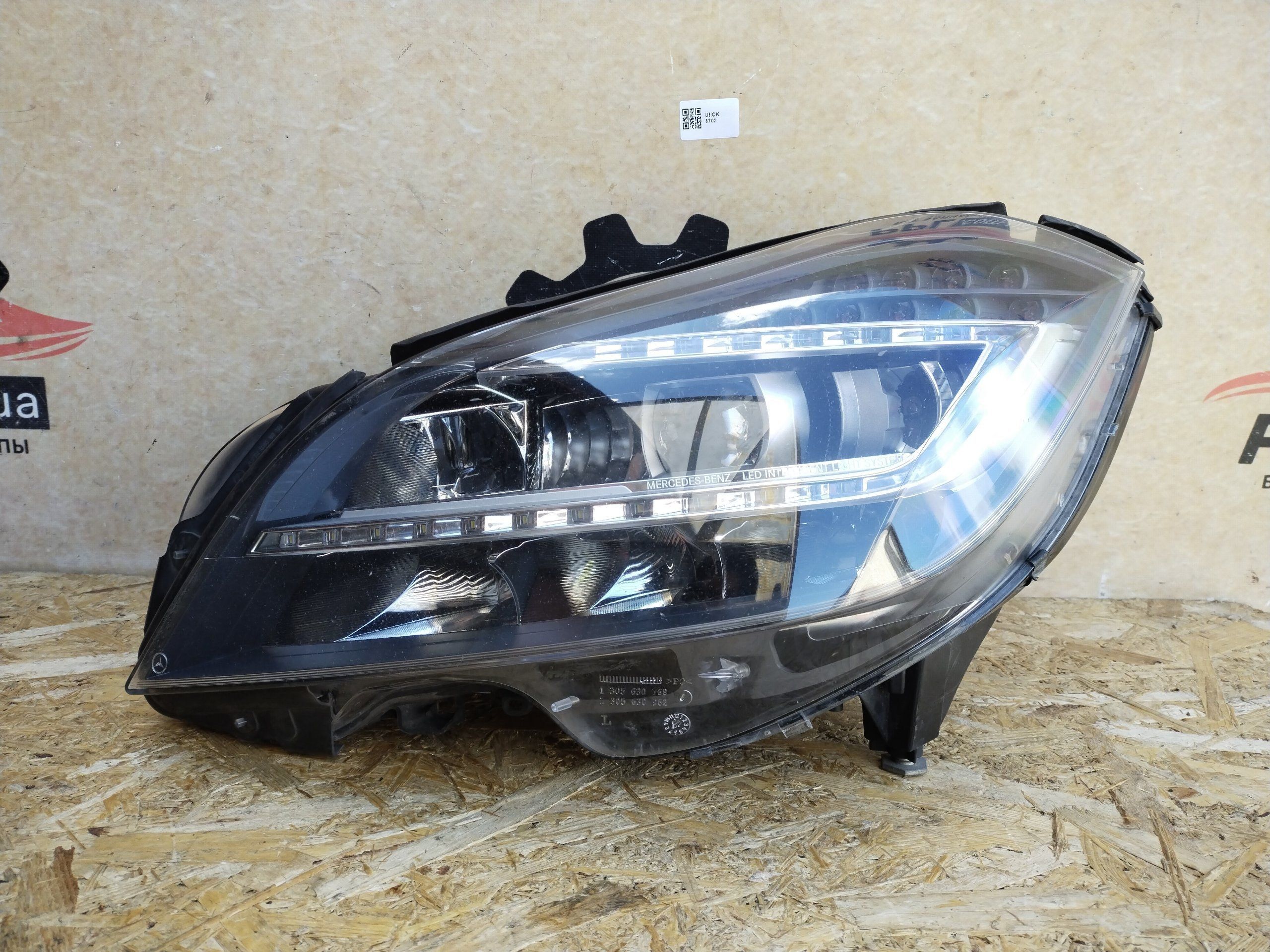 Mercedes CLS W218 C218 11-14 Фара левая Full Led ILS A2188202159