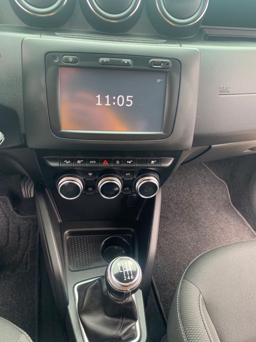 RENAULT DUSTER 1,5 дізешь 4*4