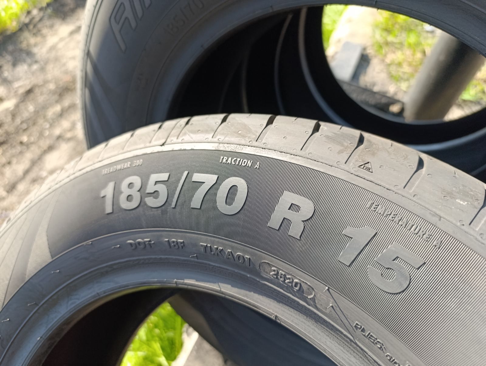 Практично нові літні шини Apollo 185/70 R15