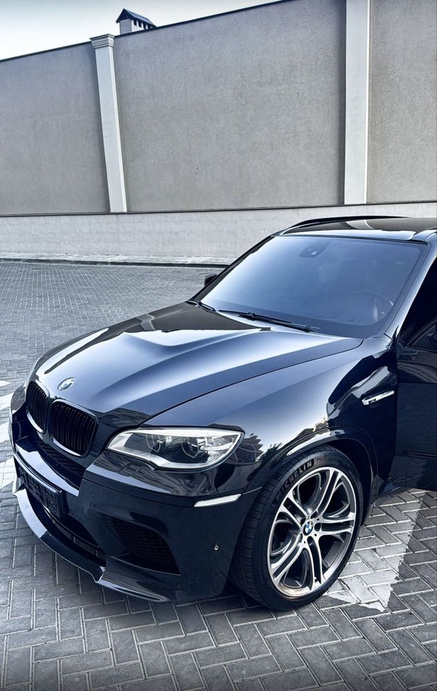 BMW X5M 2011 4.4