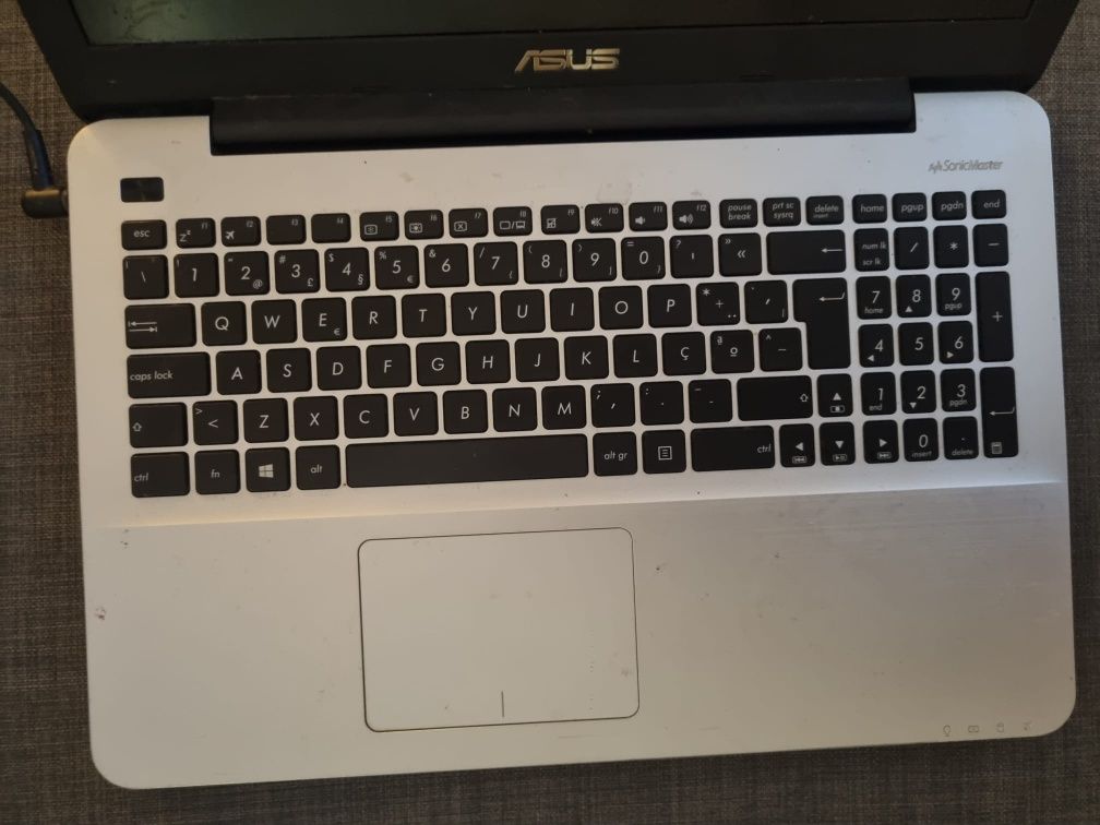 Portatil HP Bateria não carrega trabalha só ligado a Corrente